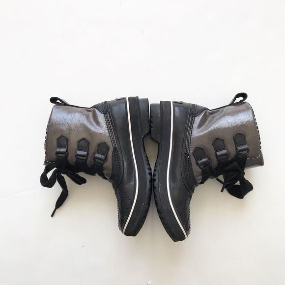 Sorel Black lace up short rain Boots Size 5 - Picture 2 of 8